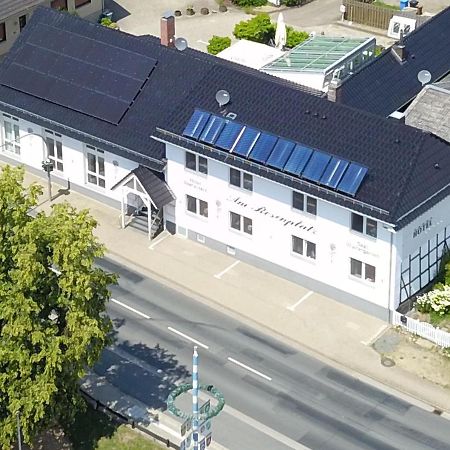 Hotel Am Rosenplatz,24 Stunden Check In, Kostenfreie Parkplaetze Brechtorf Luaran gambar